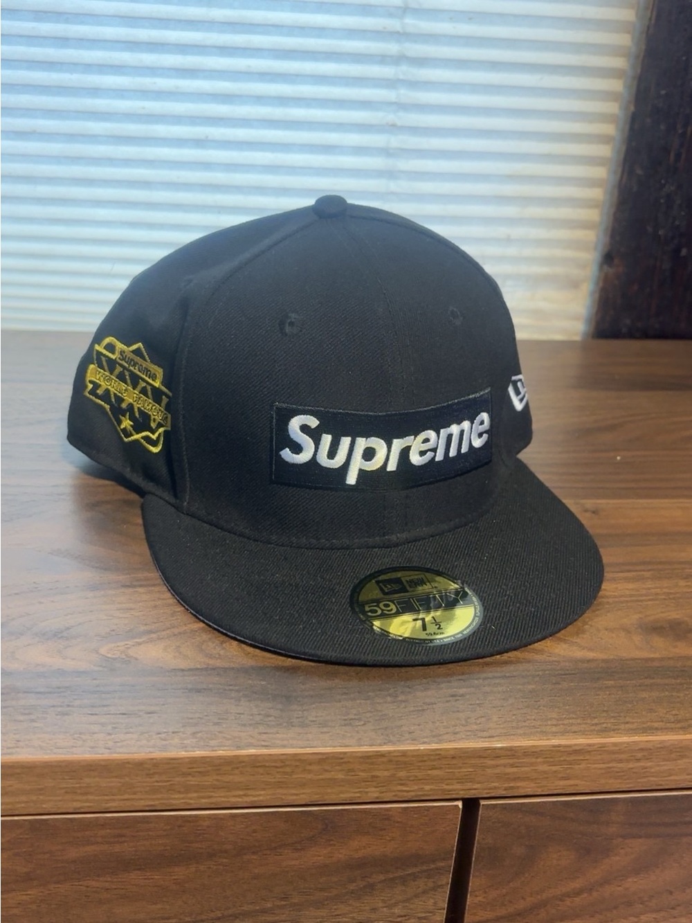Supreme Black & White Box Logo Fitted Cap